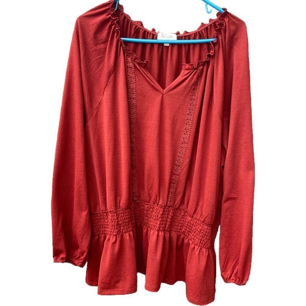 Full Circle trends 3X peasant style top.